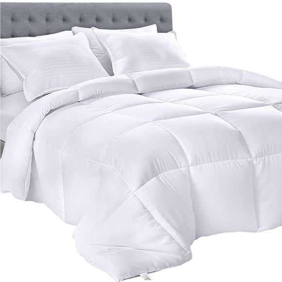 Utopia Bedding All Season Down Alternative Quilted King Comforter Duvet Insert - Picture 3 of 4